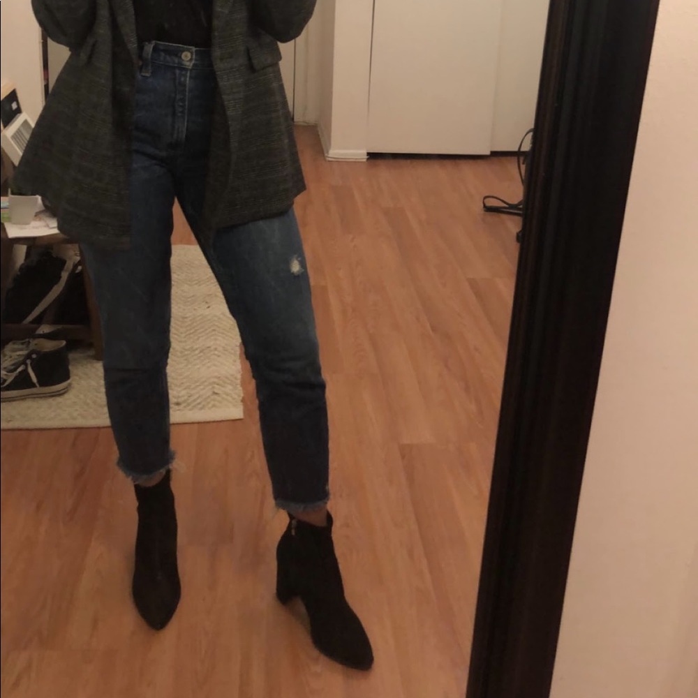 Abercrombie Ripped Mom Jeans, One of a Kind